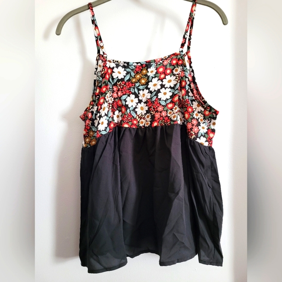Floral Print Tank Top - Picture 2 of 3